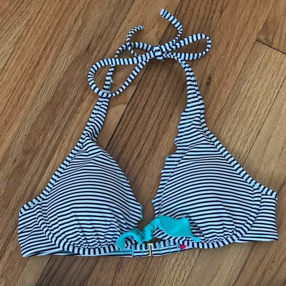 Victoria’s Secret Bikini Set - Picture 3 of 6